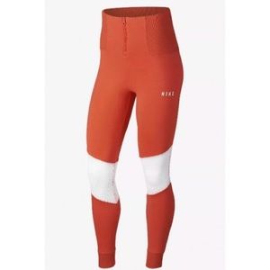 Nike Women’s Leggings